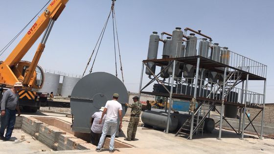 Sistema a vuoto continuo Macchina di distillazione olio di plastica per raffinerie diesel D2000*5000 mm