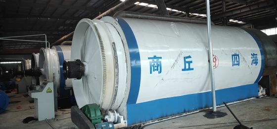 Q245R Caldaia Reattore in acciaio Macchina di conversione di plastica in diesel con capacità di 10 tonnellate