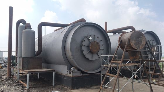 17.5 kW di potenza Pirolisi olio pneumatici macchina di riciclo con alto rendimento di olio