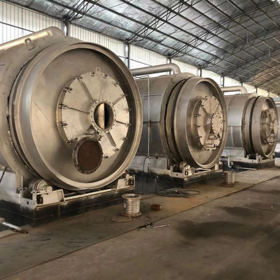 38 tonnellate Peso della macchina Linea di produzione di riciclaggio dell'olio di gomma con tensione 380V