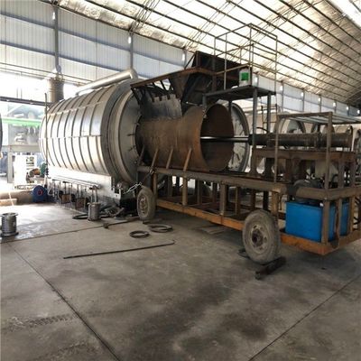 300 metri quadrati Area richiesta 15 TPD Rifiuti di pneumatici Macchina di pirolisi dell'olio per il riciclaggio dell'olio